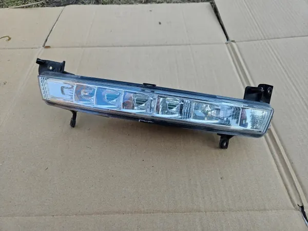 DRL-valot OEM 17784901 Vasen & Oikea Citroen C4 Picasso image 7