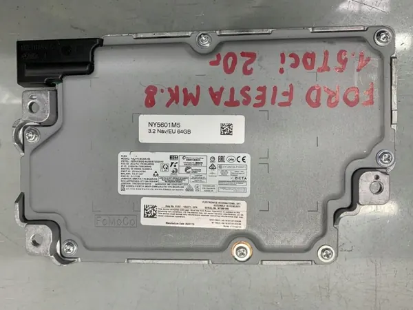 Módulo GPS Ford Fiesta MK8 OEM NY5601M5 - Usado image 4