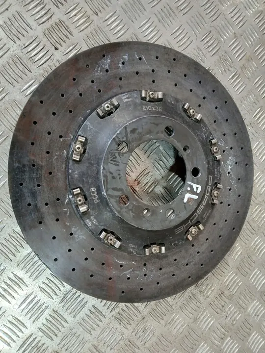 Disque de frein céramique Porsche 991 avant gauche Turbo S image 1