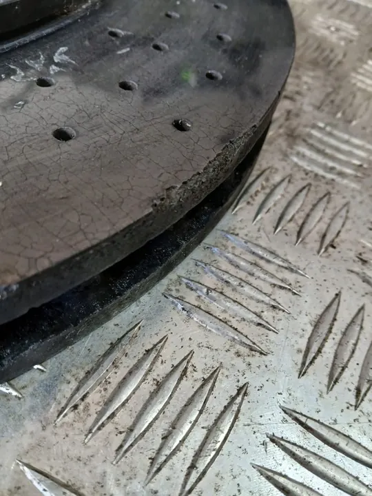 Disque de frein céramique Porsche 991 avant gauche Turbo S image 5