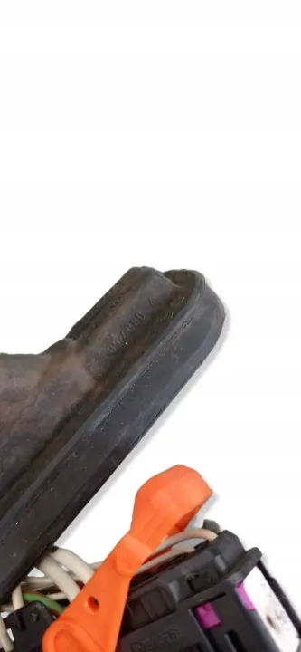 OEM 1T0959843 Vänster bakdörrskabel VW Touran image 3