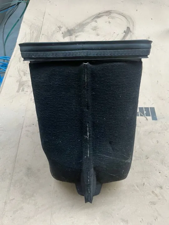 Boîtier de filtre à air Mercedes-Benz Sprinter W906 VHB4108 image 2