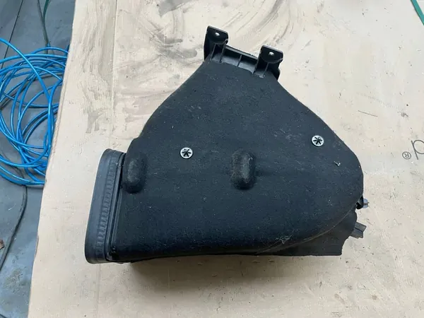 Boîtier de filtre à air Mercedes-Benz Sprinter W906 VHB4108 image 3