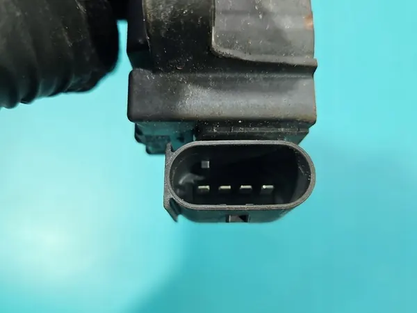 Bobina de encendido Mercedes CLA C118 X118 1.3B 4PIN image 4