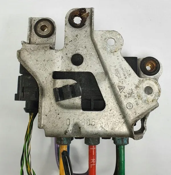 Distributeur de Suspension OEM 7L0616251 Porsche Cayenne image 3