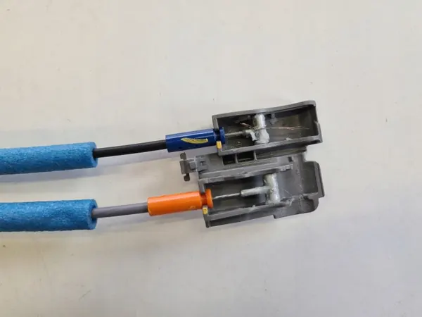 Zentralverriegelung Vorne Rechts OEM 81320-J9010 Hyundai Kona image 4