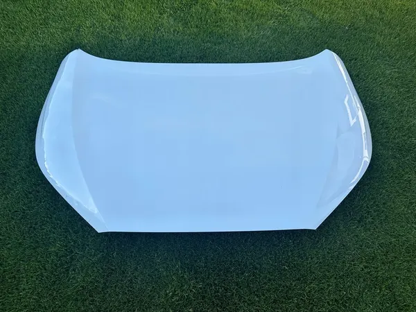 TOYOTA COROLLA CROSS 2022- Motorhuv image 7