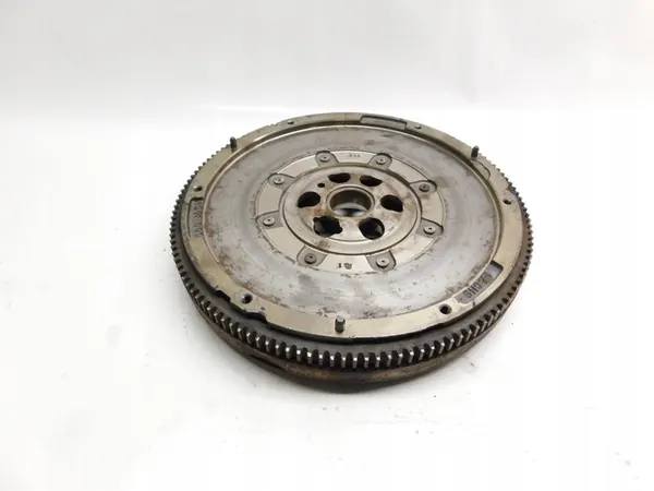 Volante bimassa - A1 8X Polo V Fabia II Rapid Ibiza IV 1.6 TDI CAY image 3