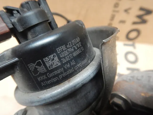 Turbo VW Seat Skoda 1.4 TDI 04B253019G image 7