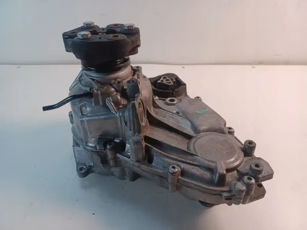 BMW X3 F25 Overbrengingsbak OEM 7636180BMW - Gebruikt image 4