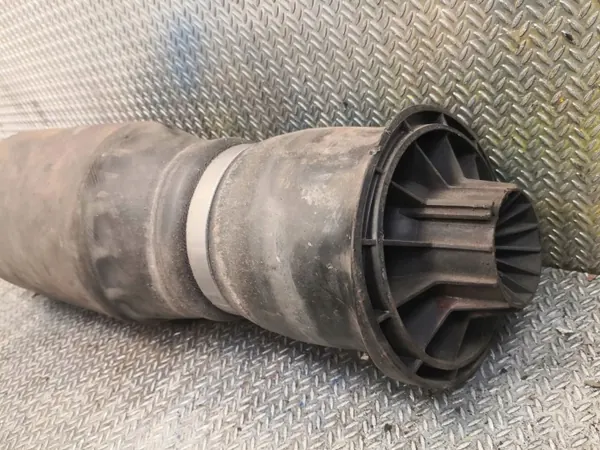Mercedes-Benz R W251 oikea takaturvatyyny OEM 2513200325 image 3