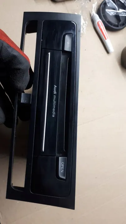 Lector navegación MMI OEM 8R2035652A para A4 B8 image 2