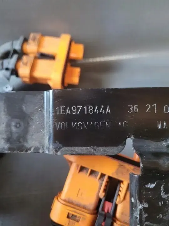 Câble de chargement de batterie VW ID.4 (E21) 2022 1EA971015AA image 1