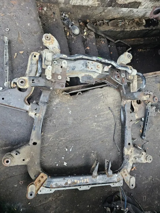 Dwarsligger Opel Zafira B 1.8B OEM SANKI KOŁYSKA ŁAWA TRAWERS image 2