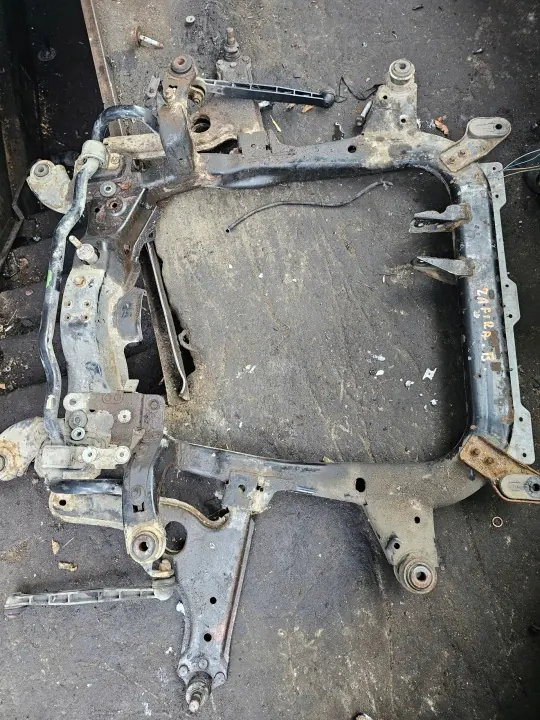 Dwarsligger Opel Zafira B 1.8B OEM SANKI KOŁYSKA ŁAWA TRAWERS image 3