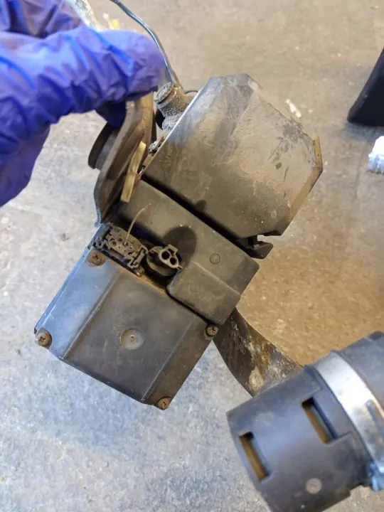 AUDI A2 WEBASTO 8Z0815069 Gebraucht OEM image 5