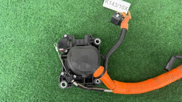 Tomada carga Hyundai Ioniq OEM 91682-G501 K143/10X image 4