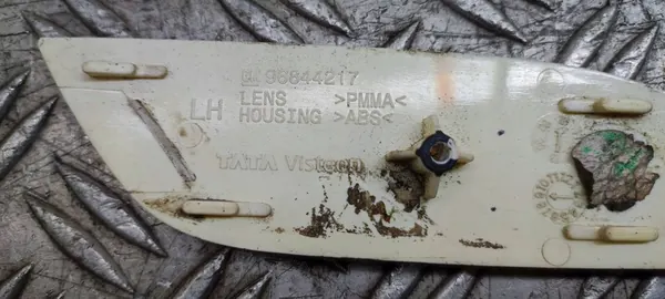 Chevrolet Spark 2008 Vasemman takavalon heijastin image 6