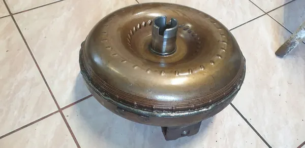 Hydraulinen Kytkin Muunnin Mercedes S W221 S600 V12 A2402500002 image 2