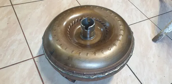 Hydraulinen Kytkin Muunnin Mercedes S W221 S600 V12 A2402500002 image 3