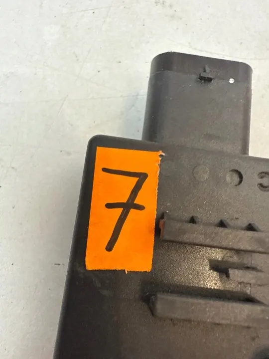 AdBlue-pompmodule OEM 506063299051 voor VW image 8