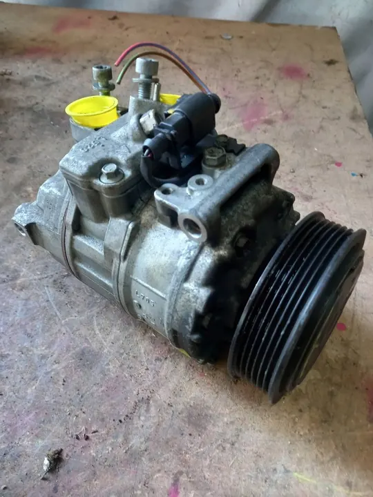 Compressore A/C VW Touareg 7P0816803A image 2