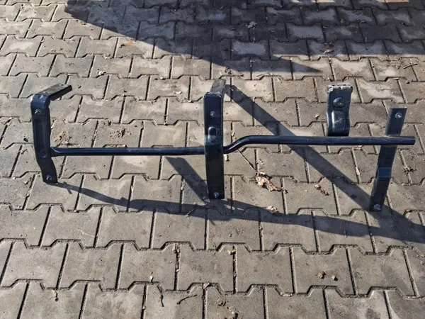 STELAŻ SPOILERA PRAWY OEM Oikea Spoilerikiinnike Volvo FH4 FH5 image 4