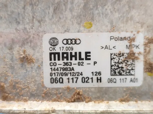 Soporte filtro aceite Skoda Kodiaq OEM 06Q903143G image 7