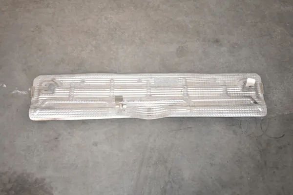 Porsche 992 bakre värmesköld OEM 992825753B 5555 image 2