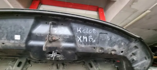 KIA SORENTO II Etuhoodi 2010 OEM image 6