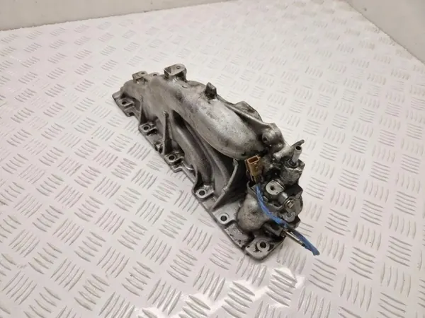 Insugningsgrenrör OEM 140033370R för Renault Espace V image 4