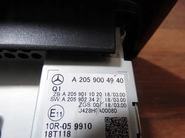 Écran navigation OEM A2059004940 pour Mercedes W205 image 4