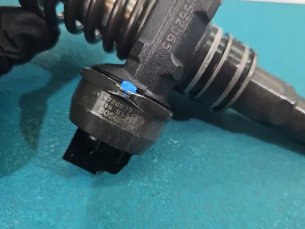 Injetor de combustível 1.9 TDI VW Passat B5 OEM image 3