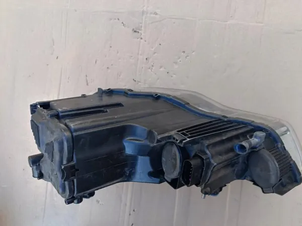 Faros delanteros derecho Audi A1 2010-2014 OEM image 8