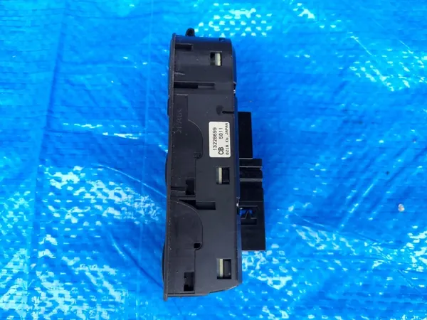 OPEL Astra H Zafira B Painel de Interruptor 13228699 image 2