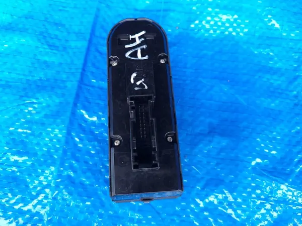 OPEL Astra H Zafira B Painel de Interruptor 13228699 image 3