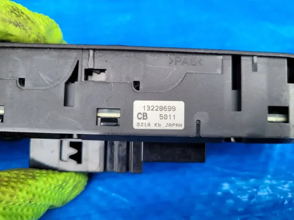 OPEL Astra H Zafira B Painel de Interruptor 13228699 image 6