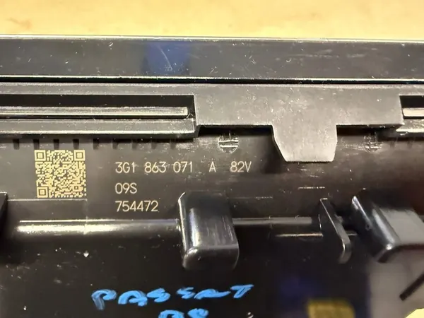 VW PASSAT B8 ASH TRAY 3G1863071A image 4