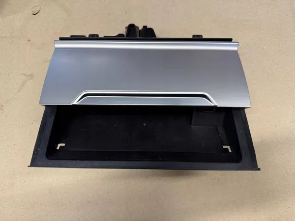 VW PASSAT B8 ASH TRAY 3G1863071A image 5