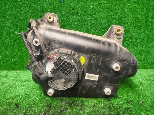 Opel Insignia B AdBlue tankpomp OEM 84407947 image 2