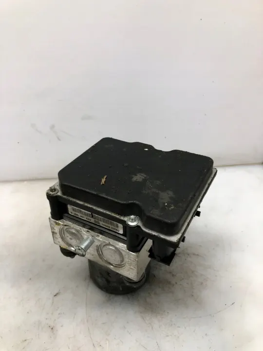 Controlador Bomba ABS OEM 0265252020 Usado image 3