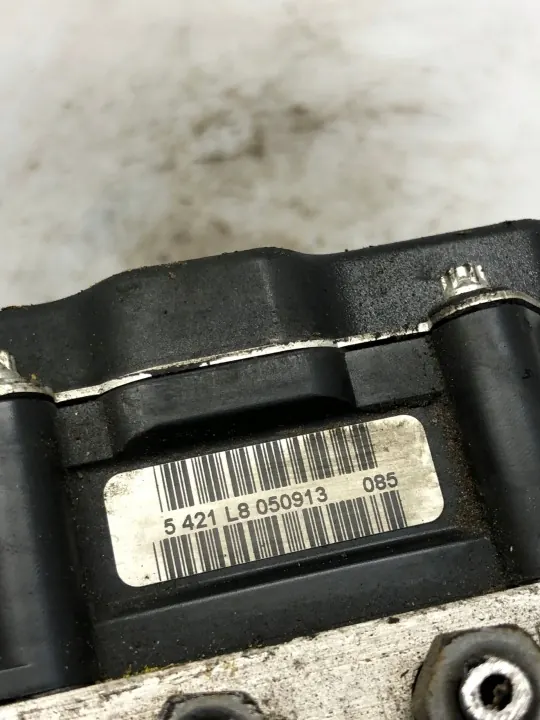 Controlador Bomba ABS OEM 0265252020 Usado image 4