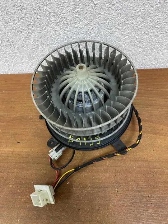 Ventilador de arrefecimento OEM E1139 Mercedes-Benz E W210 image 2