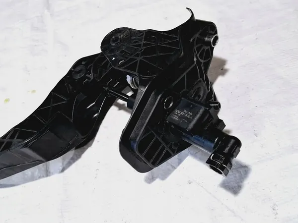 Kupplungspedal Pumpe SEAT Ibiza IV 1.2 TSI 2015-2017 image 5