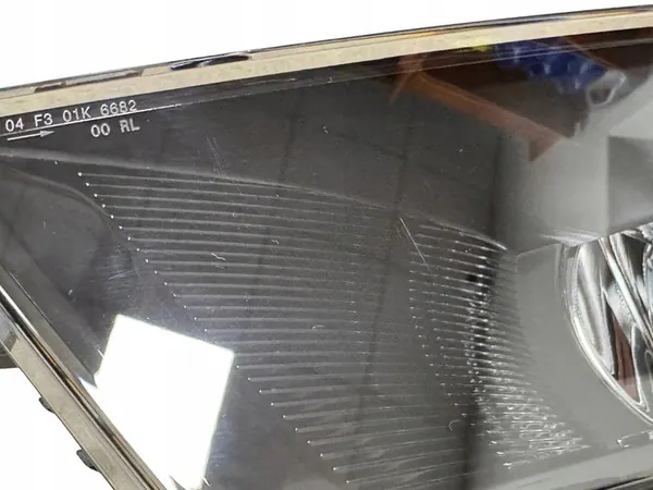 Farol Esquerdo SKODA RAPID 5JA941699C image 2