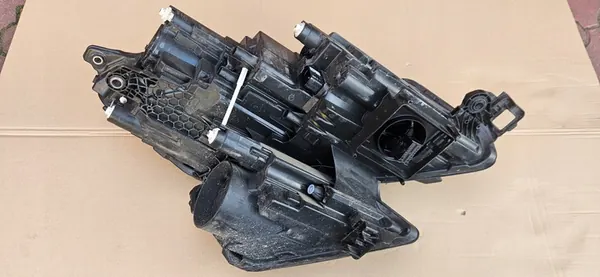 Skoda Kodiaq FULL LED Esquerda 566941015E image 7