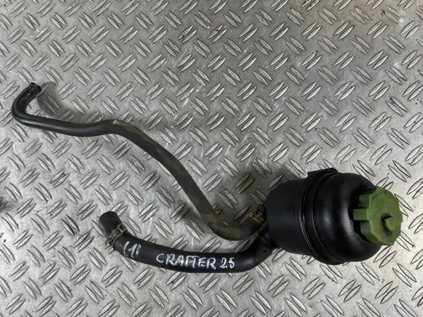 Mercedes-Benz OE 9064600083 Servolenkungsbehälter image 2