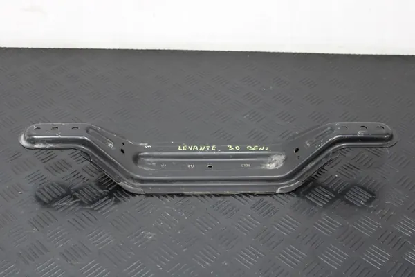 Support de montage Maserati Levante M161 image 1