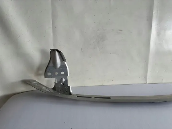 Etupuskuri Vahvistus Tesla Y image 2