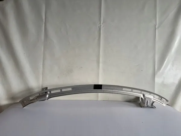 Etupuskuri Vahvistus Tesla Y image 7